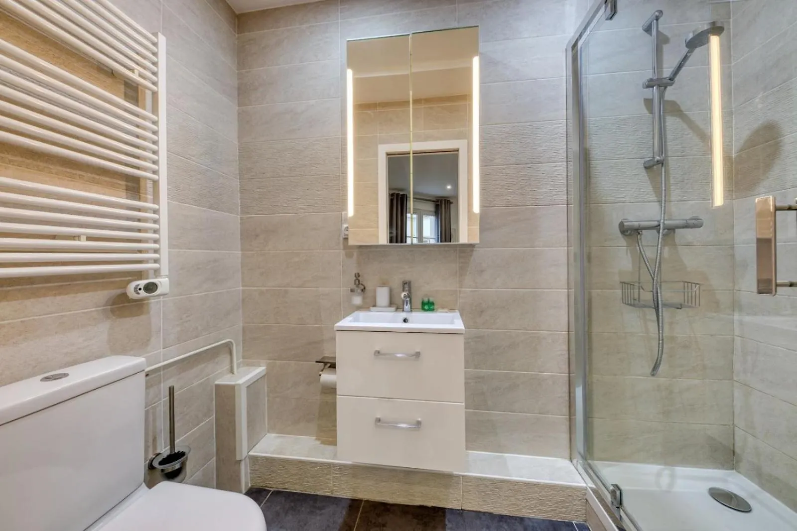 L'Oree De Garnier I 1Br I 10 Min From Opera Paris Apartment