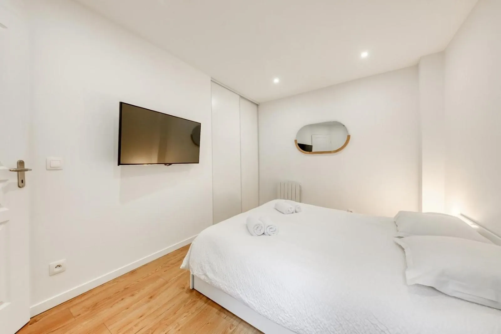 L'Oree De Garnier I 1Br I 10 Min From Opera Paris 0*,  France